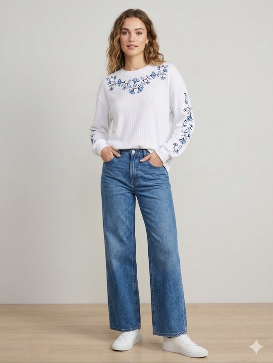Source Unknown Tops - White Embroidered Floral Long-Sleeve Top - Blue Detail